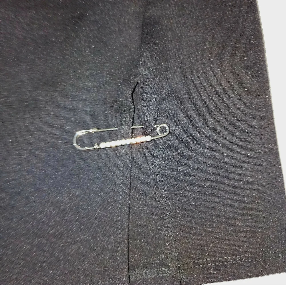 NWT Dolls Kill Sexy Classy Black Skirt , With Blinged Put Safety Pin 🧷 - Picture 9 of 9